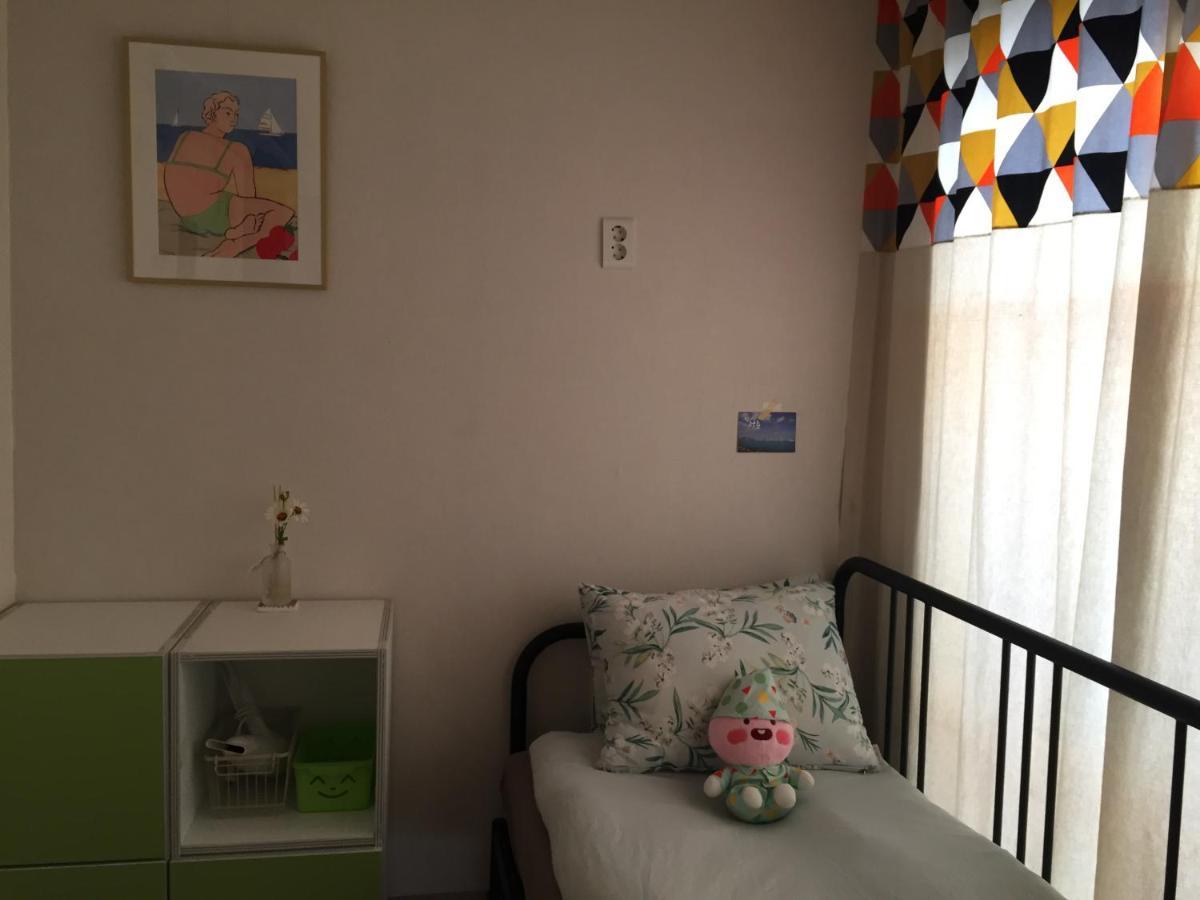 Inside Busan Hostel Exterior foto